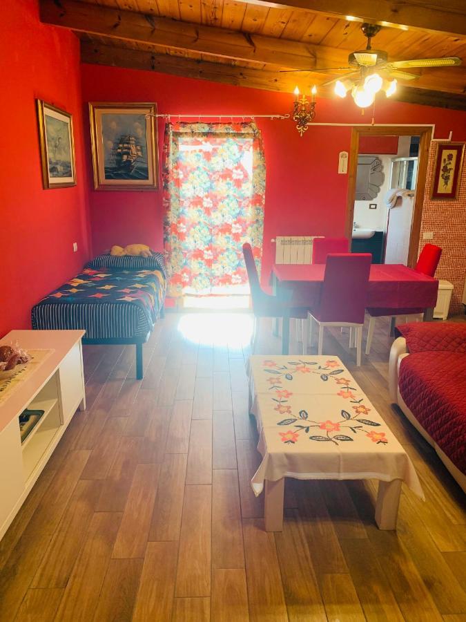 Anzio A Picco Sul Mare! Apartment Luaran gambar