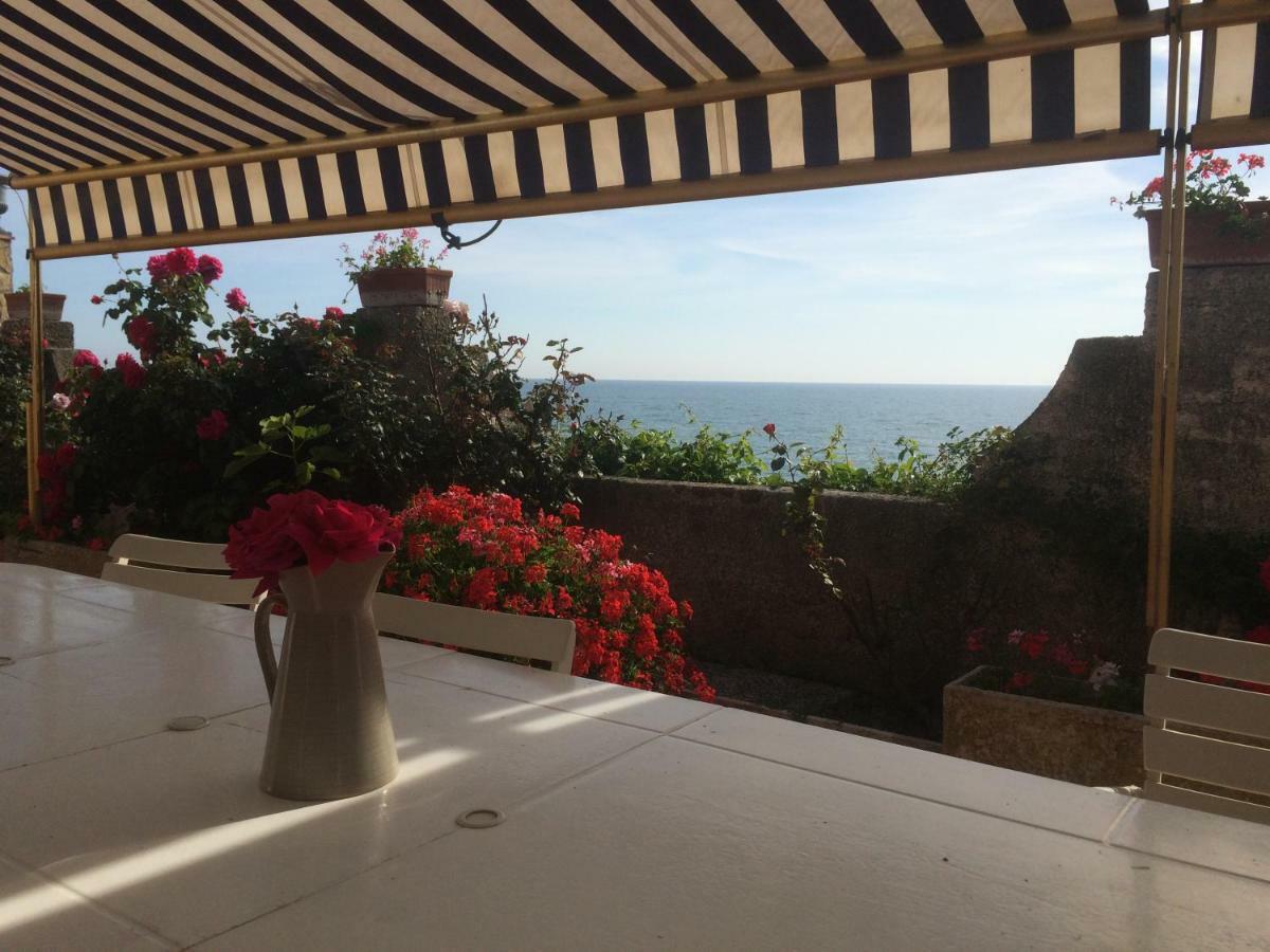 Anzio A Picco Sul Mare! Apartment Luaran gambar