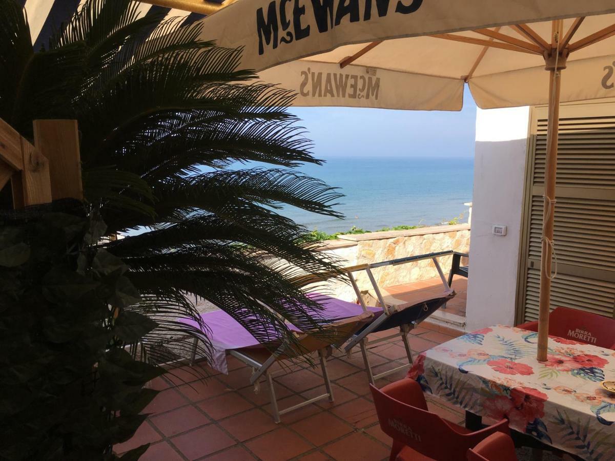 Anzio A Picco Sul Mare! Apartment Luaran gambar